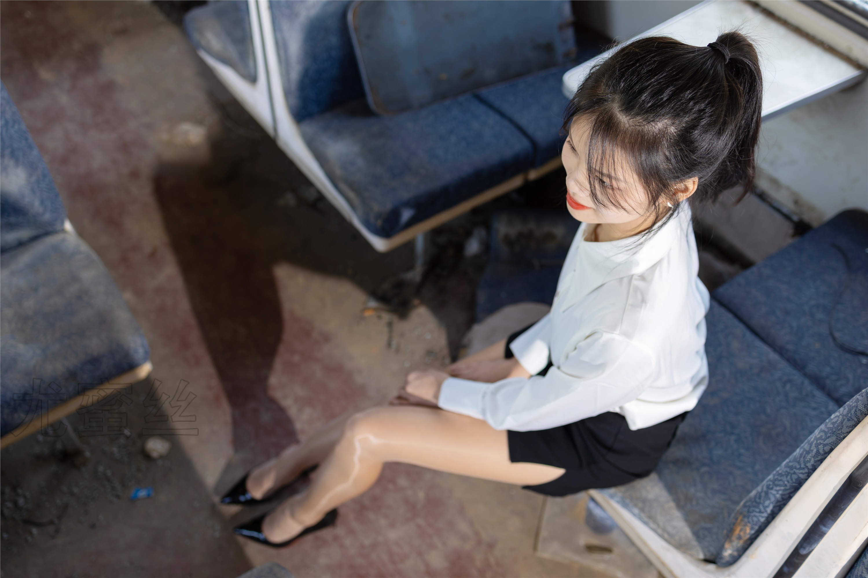 尤蜜丝 穿搭写真 NO.089